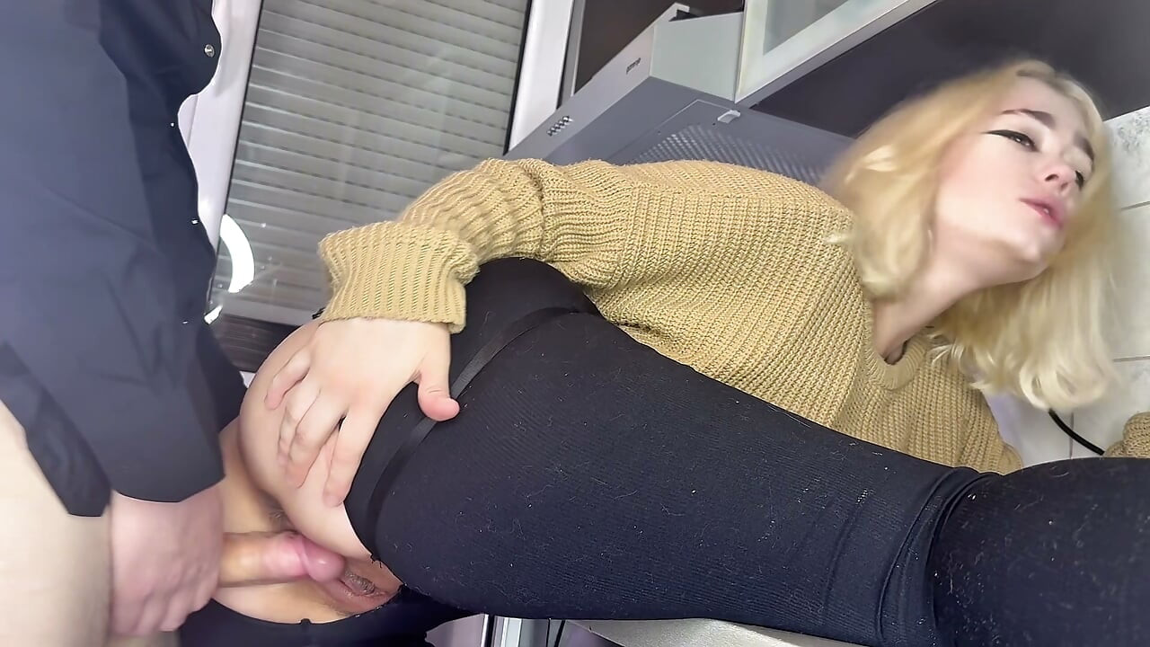 Housemaid haven’t finish work and was fucked her boss