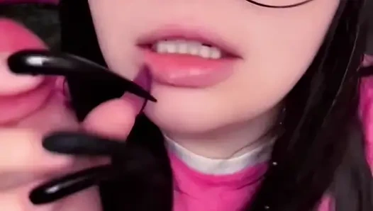 Desperate Meg Sakso