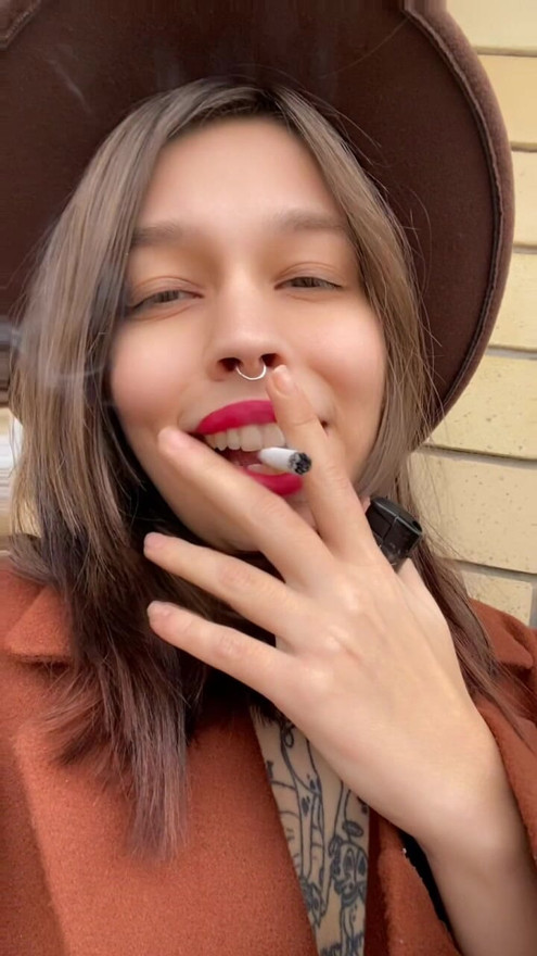 Smoking - a desire to suck a dick