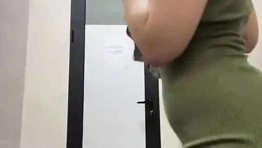 Sexy workout with jucielussie in the gym