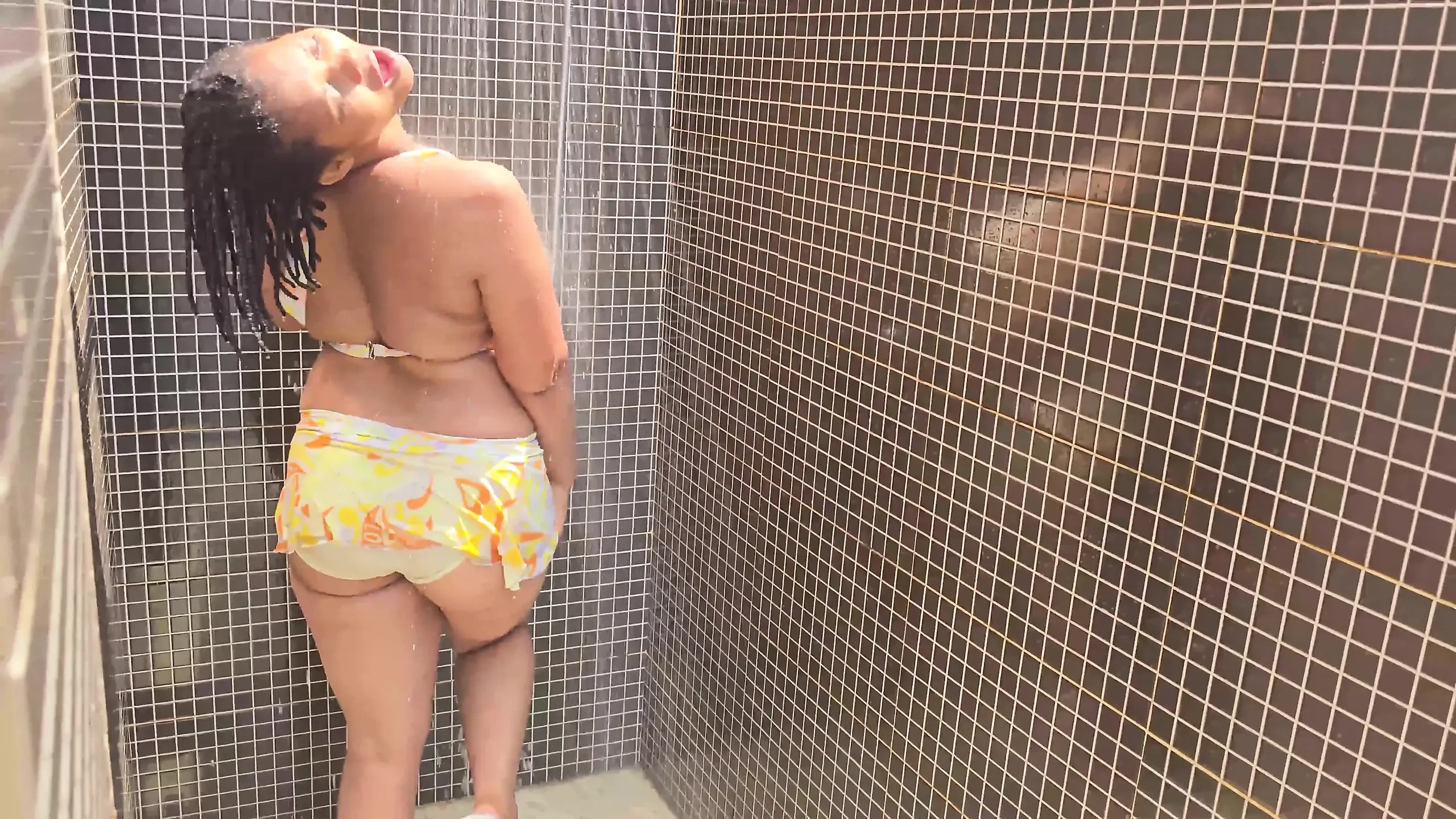 Squirting In Her Swimming Pool Full Video 4K Quality Feat Jocci Lena 