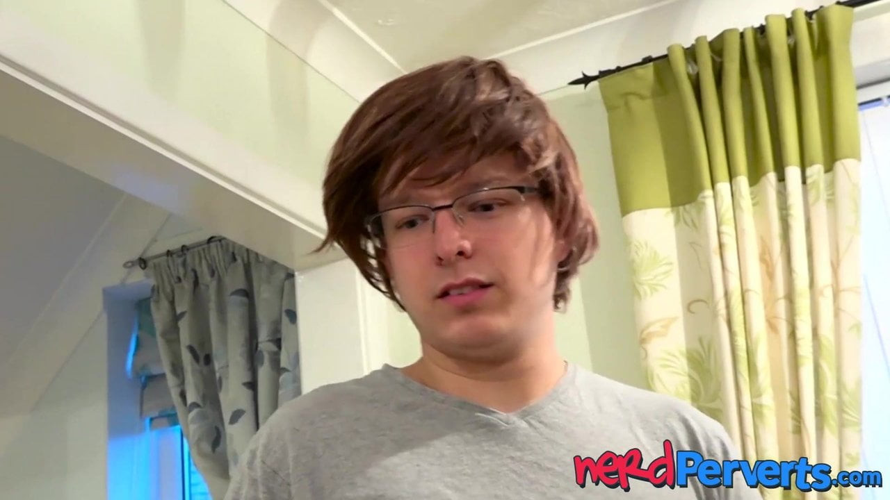 Nerdy gamer sucked skillfully by a cute babe with glasses