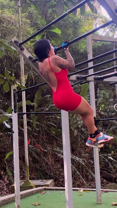 Full-body training with a predominance of pulldowns | Clip 1