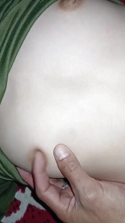 Kuumat seksivideot amatöörinuorista pariskunnista