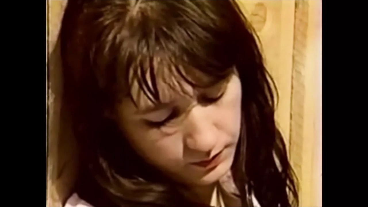 Charlotte Stephie Supercut – Famille Lesbiennes 1 & 2 (1991)