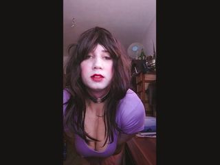 Annarios: Sexy Sissy benutzt ihren kleinen Fan als Sperma-Müllcontainer