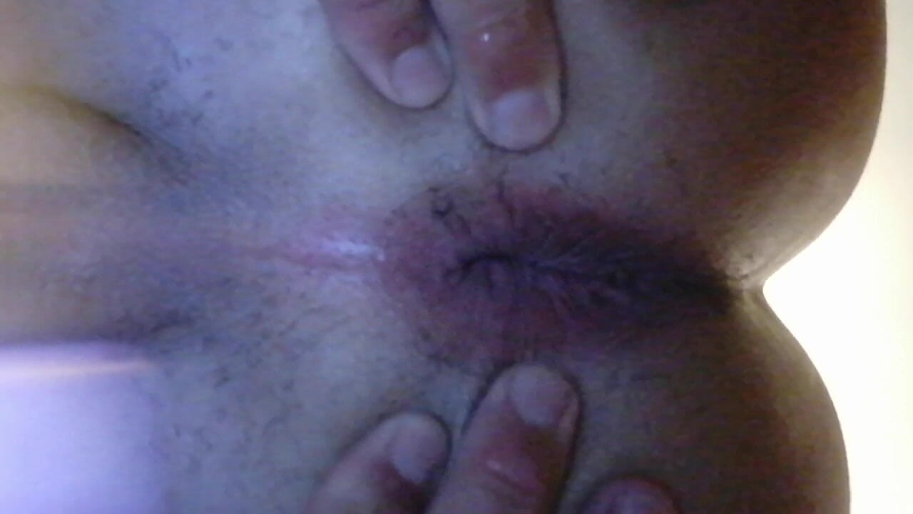 異性愛者は、このチェリーを弾くためにいくらか必要です。