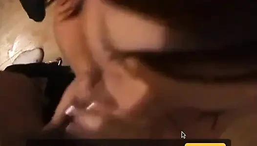 Kızıl saçlı orta yaşlı seksi kadın komşuyla iyi sikişiyor