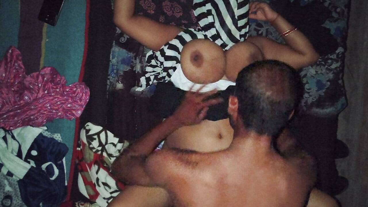 Pati patni ki nangi chudai