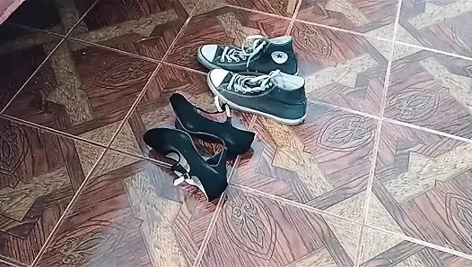 Tabu-nacht Mit Dem Stiefsohn: Kleidung Neben Dem Bett, Löffellicher Sex, Auf Allen Vieren, Missionarsstellung. Und Endet