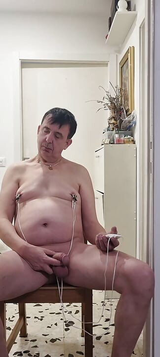 Nude nipple estim