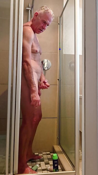 Coach Jc Has a Steamy Shower Wank.