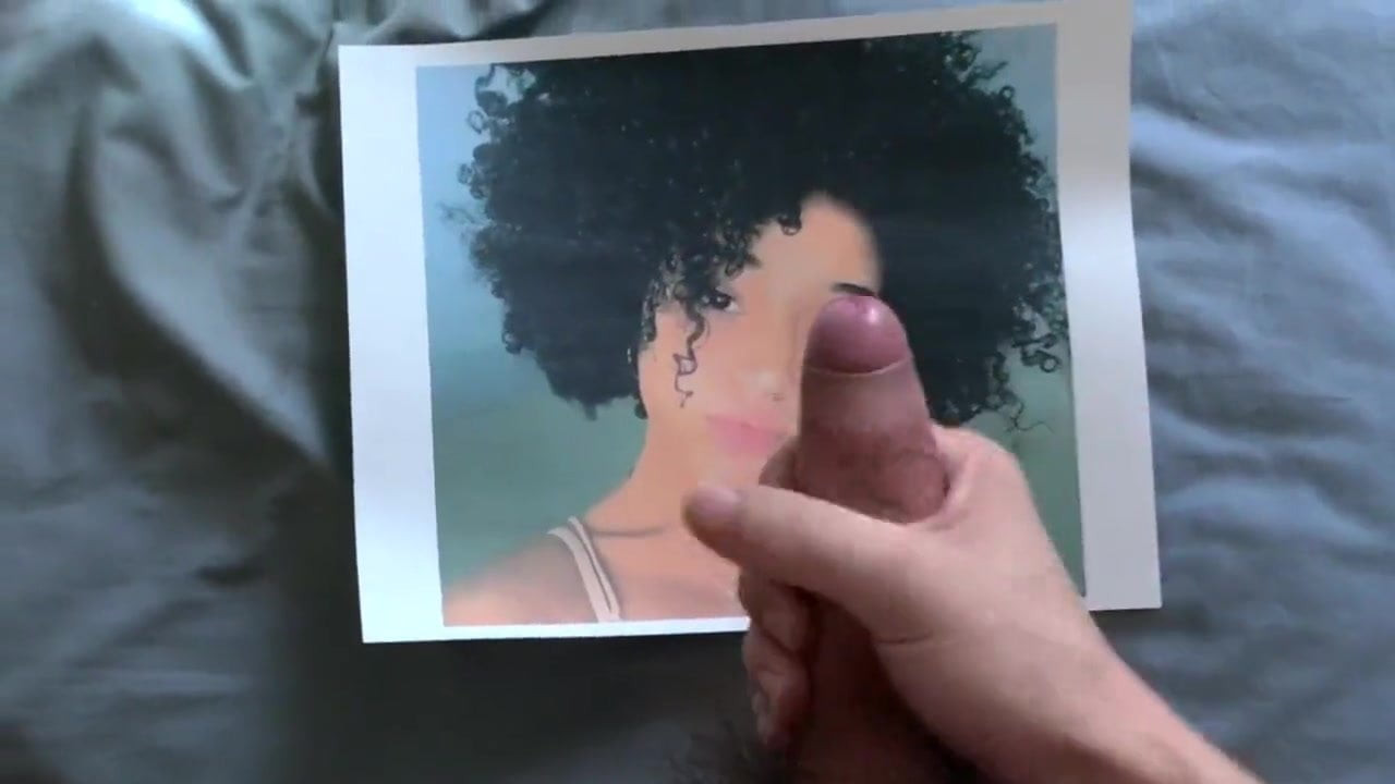 Amandla Stenberg sperma hyllning