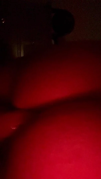 Bobby Holt rides dildo!