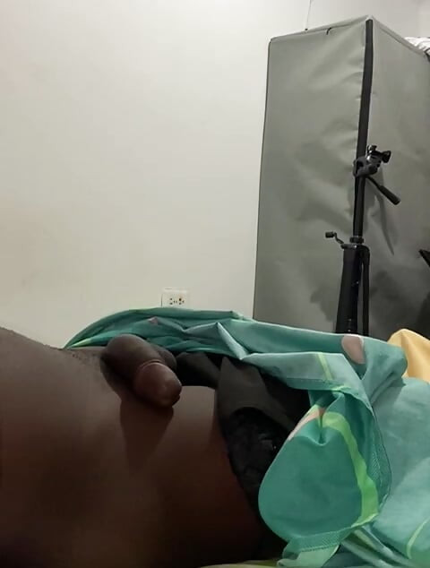 I masturbated until I came watching videos in xhamster
