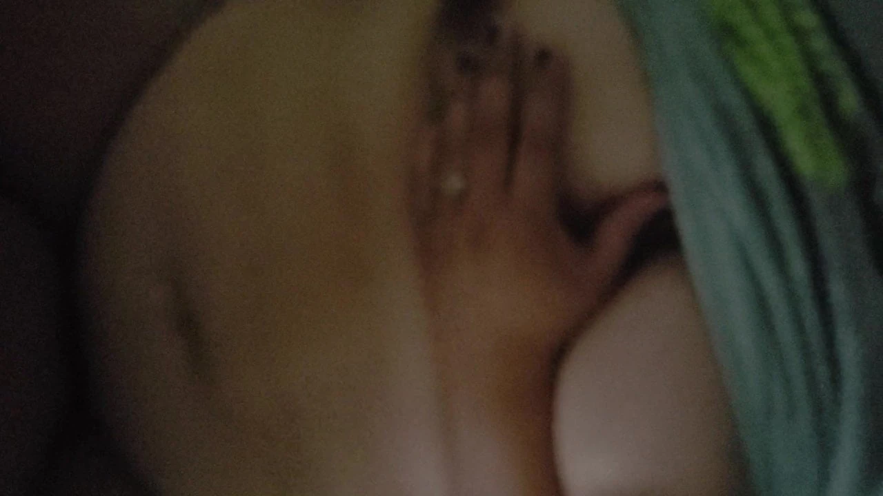 Listen to her moan