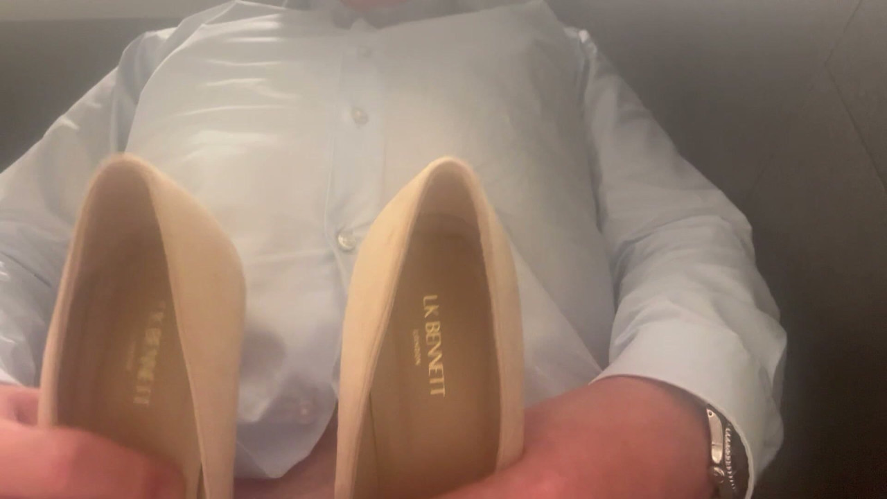 LK Bennet suede shoejob