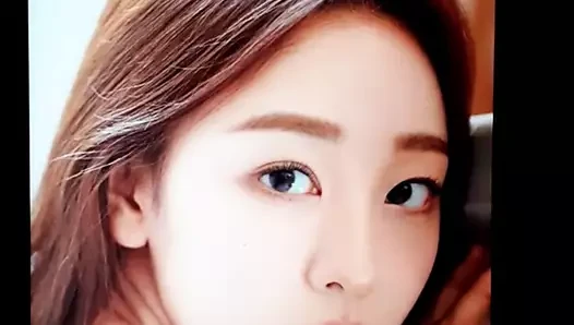 Loona - yves
