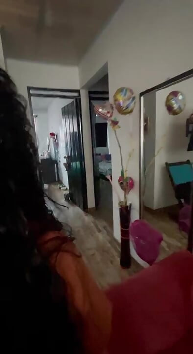 Un après-midi ordinaire à la maison qui s’est terminé par une visite inattendue