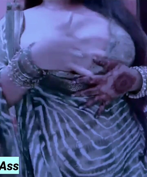 Indian Saree Hug Boobed Sexy Curvy Girl
