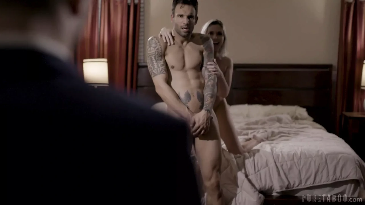 纯禁忌，出轨人妻被老公的同事抓到，丰满