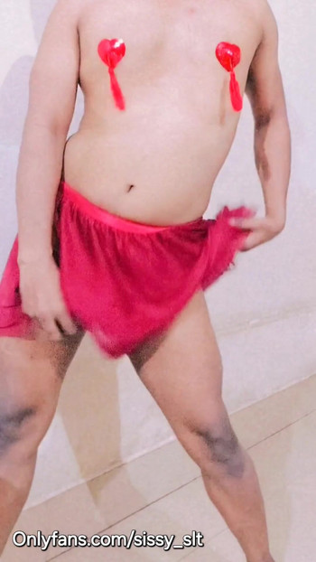 Thrilling moment from "Small cock shemale sexy and exotic nude dance video"