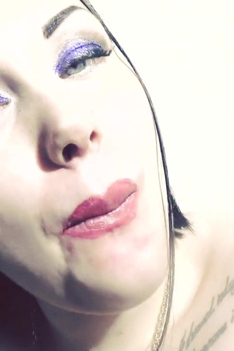 Sexy Pink Lips & Juisy Apple
