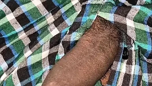 Erkek kardeş şekerlemeden uyandıktan sonra azdı