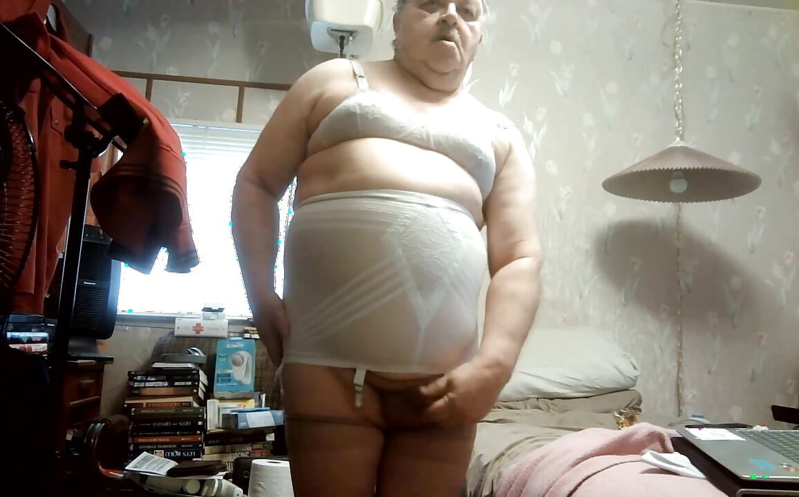 THE CUM PIG - more fat pig
