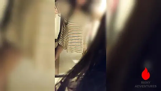 Pinay ateşli evli kadın kocasının odasının dışında aile şoförünü sikiyor - aldatan kız