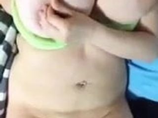 girl whit big boobd playing whit pussy