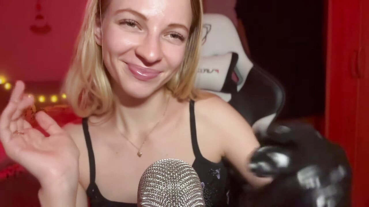 Main peranan Asmr bola yang sengit