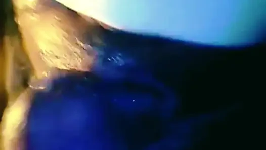 Сюрприз с мороженом из клубники!