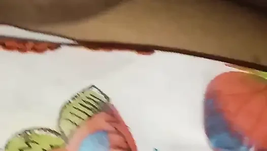 Parmağımı üvey annemin vajinasına soktum ve balını çıkardım, bölüm 2