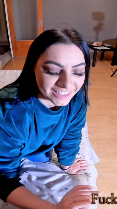 Fat ass chubby girl suck cock hard