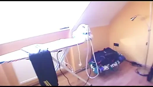 Сосущая член дама из Франции ублажает счастливого чувака