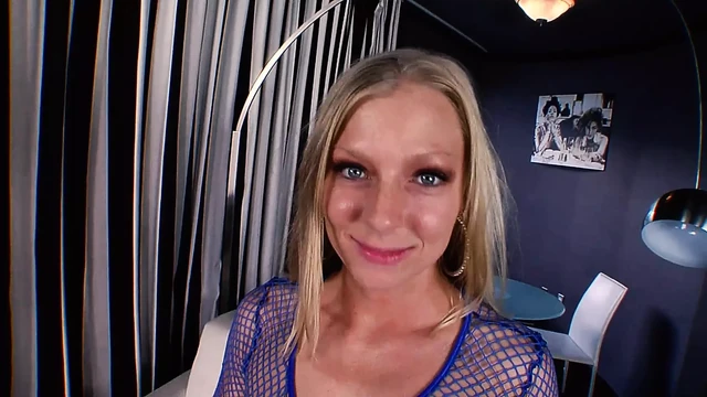 Britney Brooks Knows How to Please a Cock