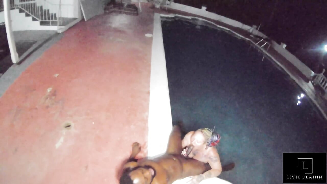 Betrapt Op Cam - Hoteleigenaar Filmde Ons Neuken