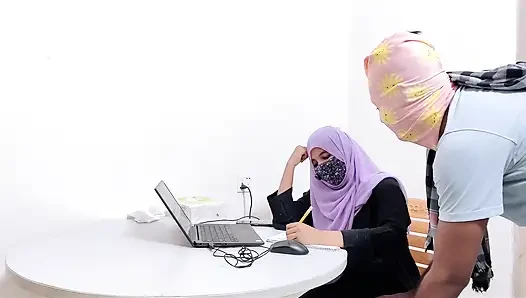 Hijabi Hot bank manager fuck by desi village Farmer Desi chudai xxx