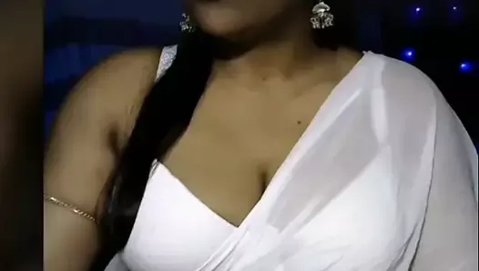 Indian girl live webcam chat with white bra