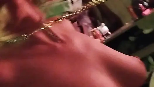 Фистингую мою шлюшку