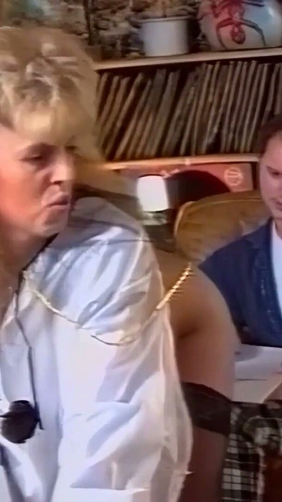 Richtig scharf wenn du auf Retro stehst! | Clip 1