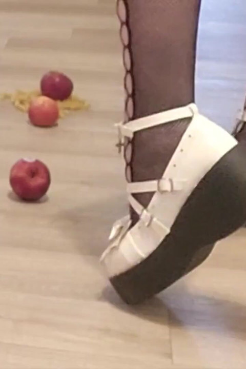 Apples Slide