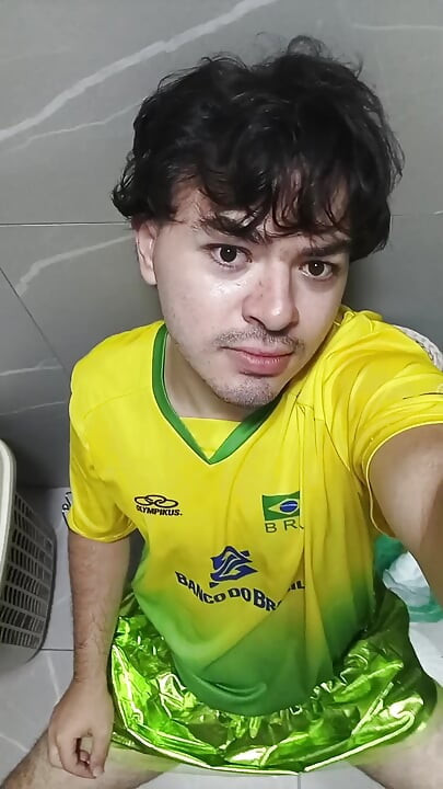 Brasileña mariquita twink femboy
