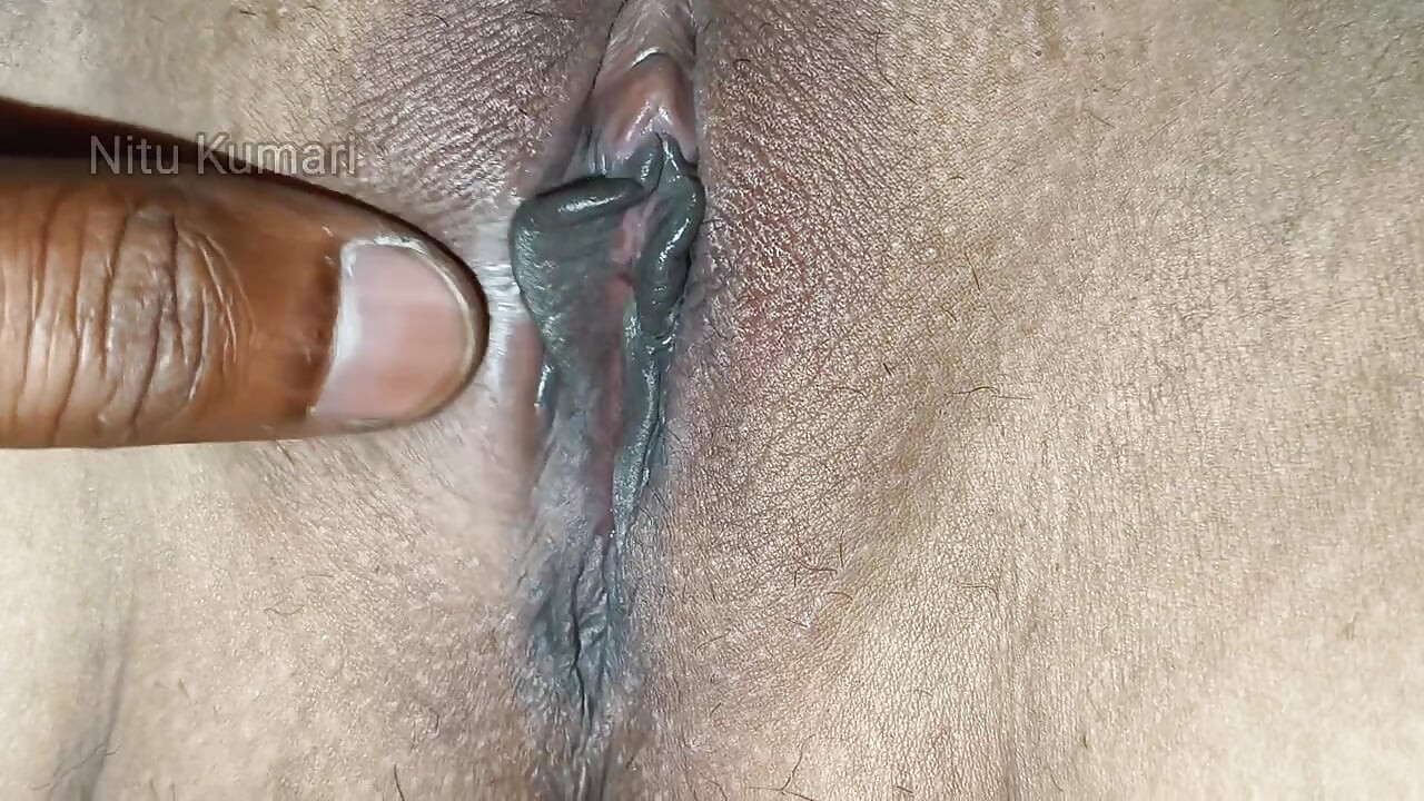 Bhabhi devar sex video room me chut me land dal kar soya