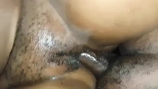 Ngentot toket dan paha di antaranya