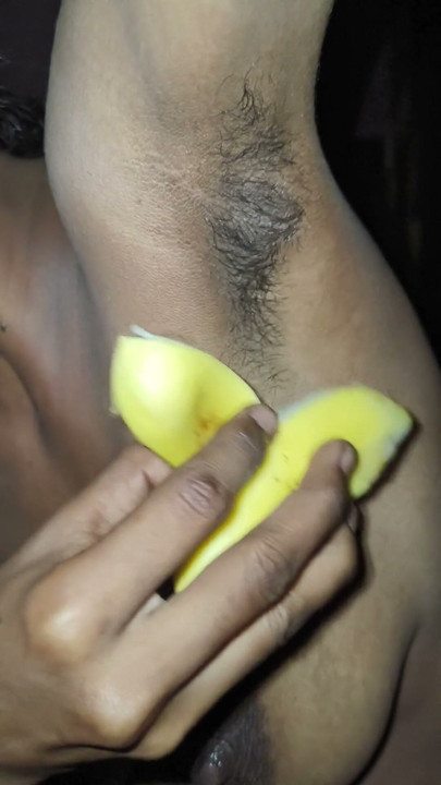 Teen insert banana in pussy | Clip 1