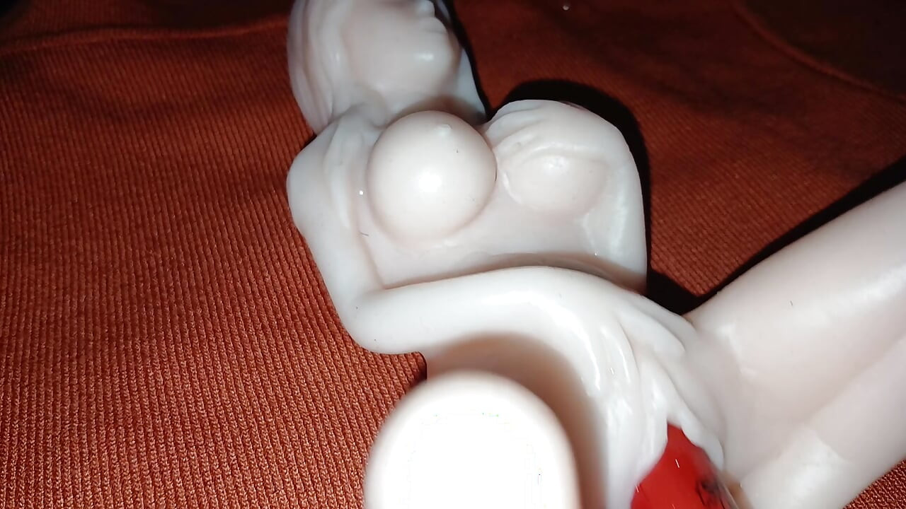 Đồ chơi tình dục thực tế pov 4k - cảnh solo búp bê silicone sống động