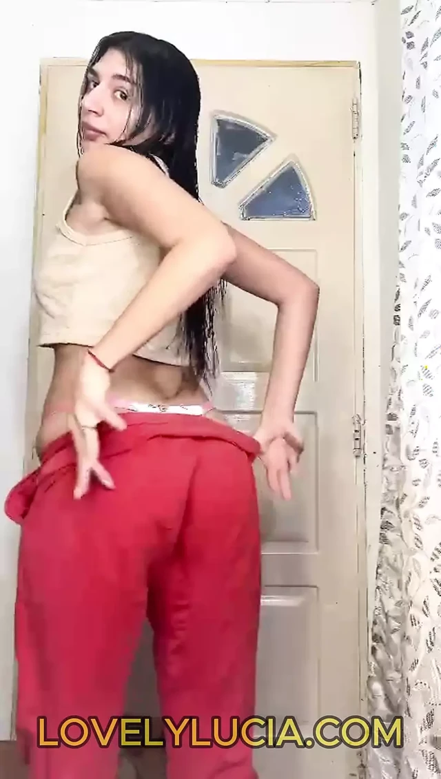 Petite Latina OF Striptease