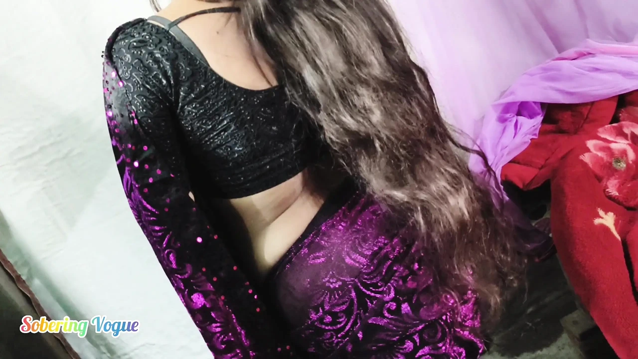 甜美性感的孟加拉哥和Debor Ka浪漫性爱大屁股和非常热辣的阴户